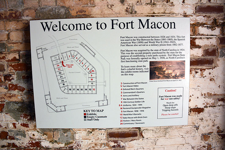 Fort Macon welcome sign